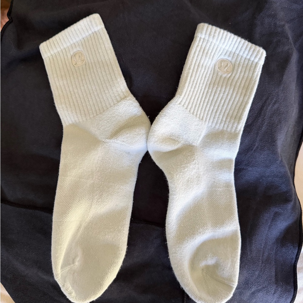 lululemon athletica mint socks - Picture 2 of 3